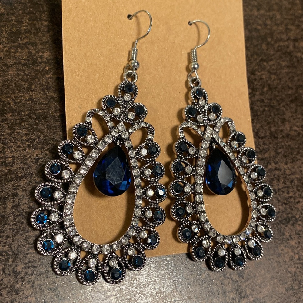 Dramatic Dangle Blue And Rhinestone Earrings - image 3